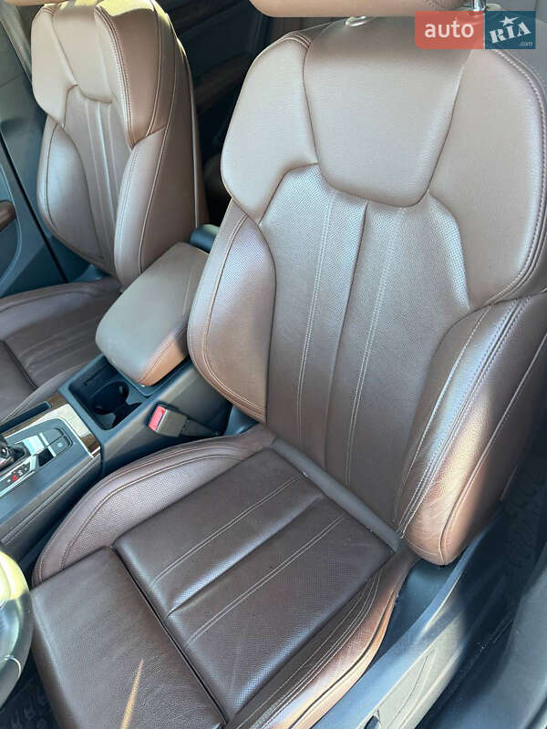 Внедорожник / Кроссовер Audi Q5 2018 в Киеве