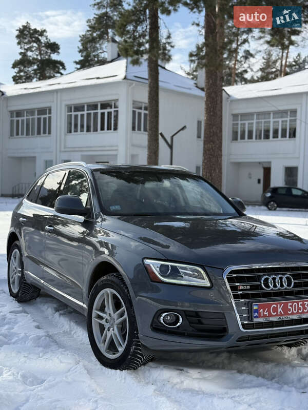 Внедорожник / Кроссовер Audi Q5 2015 в Ахтырке