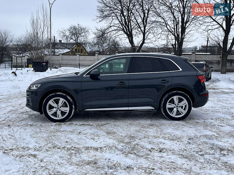 Позашляховик / Кросовер Audi Q5 2017 в Києві