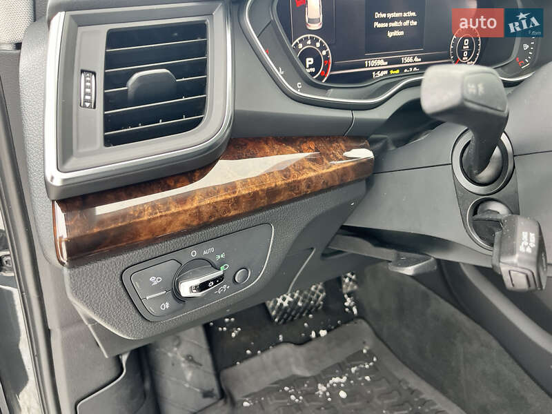 Позашляховик / Кросовер Audi Q5 2017 в Києві