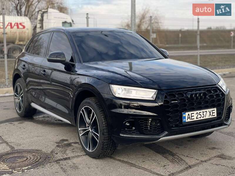 Внедорожник / Кроссовер Audi Q5 2017 в Днепре