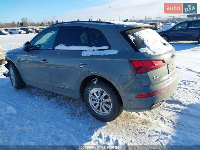 Внедорожник / Кроссовер Audi Q5 2019 в Ровно фото 3 Внедорожник / Кроссовер Audi Q5 2019 в Ровно
