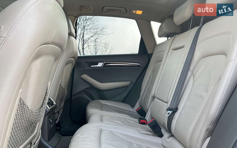 Позашляховик / Кросовер Audi Q5 2011 в Коломиї