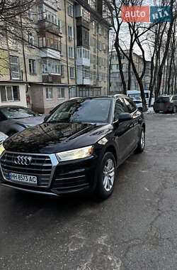 Внедорожник / Кроссовер Audi Q5 2020 в Теплодаре