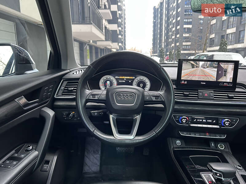 Внедорожник / Кроссовер Audi Q5 2020 в Ивано-Франковске