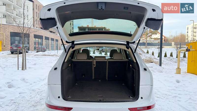 Внедорожник / Кроссовер Audi Q5 2015 в Львове