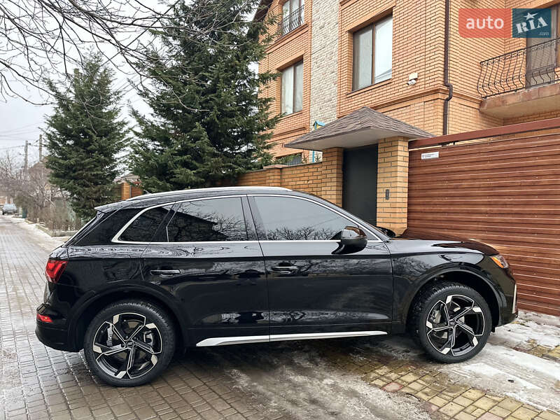 Позашляховик / Кросовер Audi Q5 2021 в Одесі