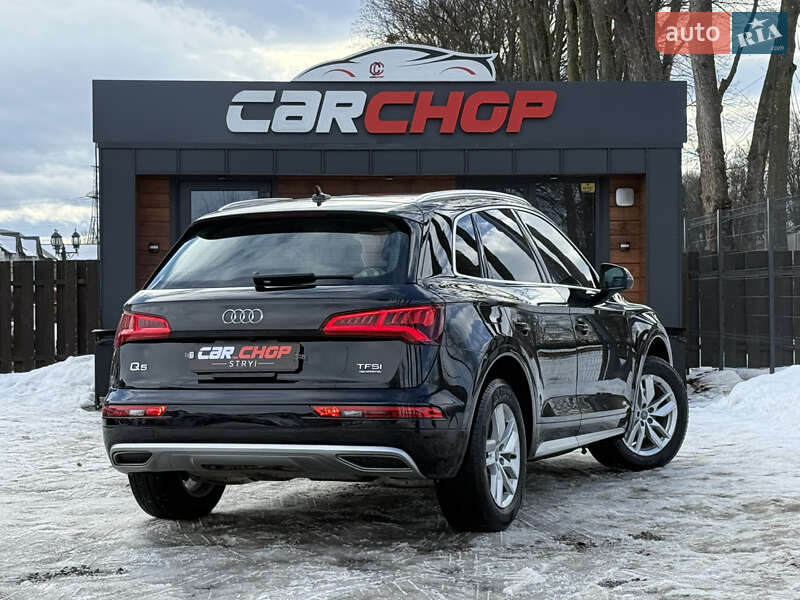 Внедорожник / Кроссовер Audi Q5 2017 в Стрые