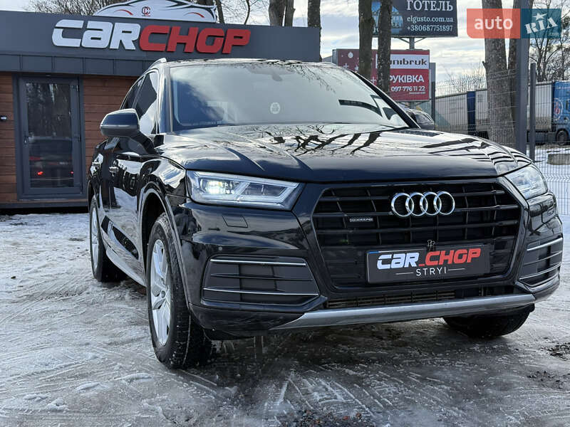 Внедорожник / Кроссовер Audi Q5 2017 в Стрые