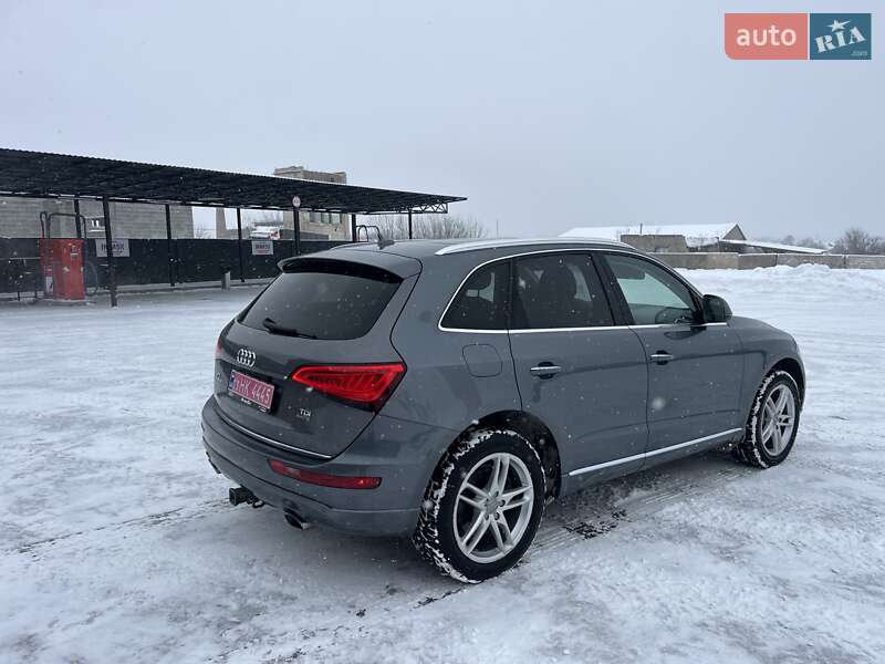Внедорожник / Кроссовер Audi Q5 2015 в Дубно