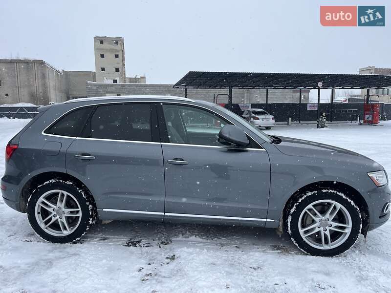 Внедорожник / Кроссовер Audi Q5 2015 в Дубно