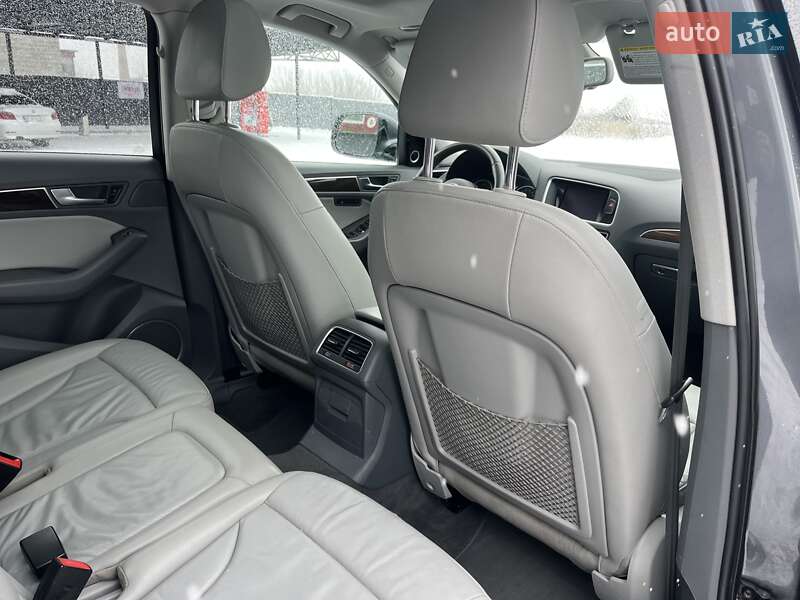 Внедорожник / Кроссовер Audi Q5 2015 в Дубно