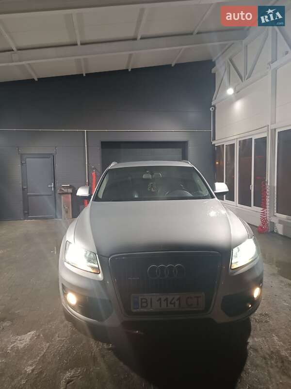 Позашляховик / Кросовер Audi Q5 2011 в Кременчуці фото 4 Позашляховик / Кросовер Audi Q5 2011 в Кременчуці