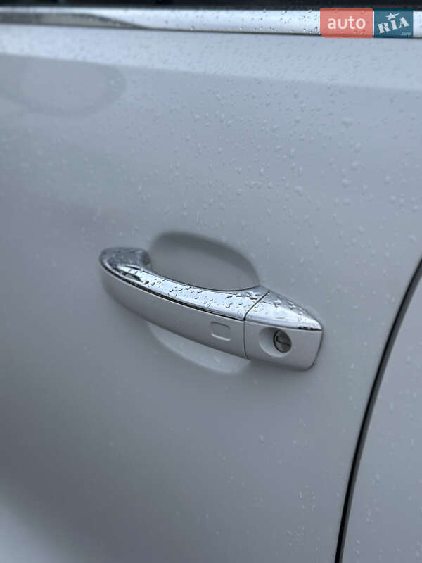 Внедорожник / Кроссовер Audi Q5 2015 в Ужгороде