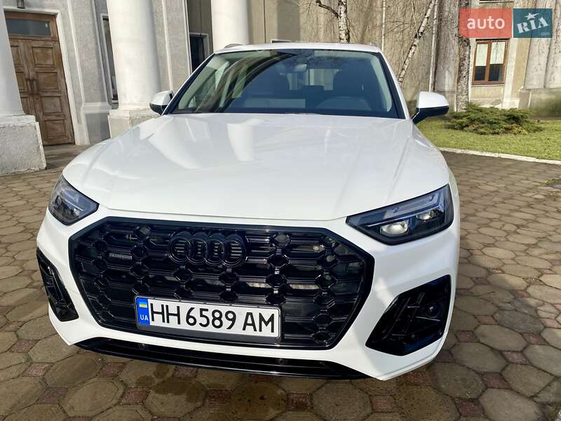 Внедорожник / Кроссовер Audi Q5 2022 в Одессе
