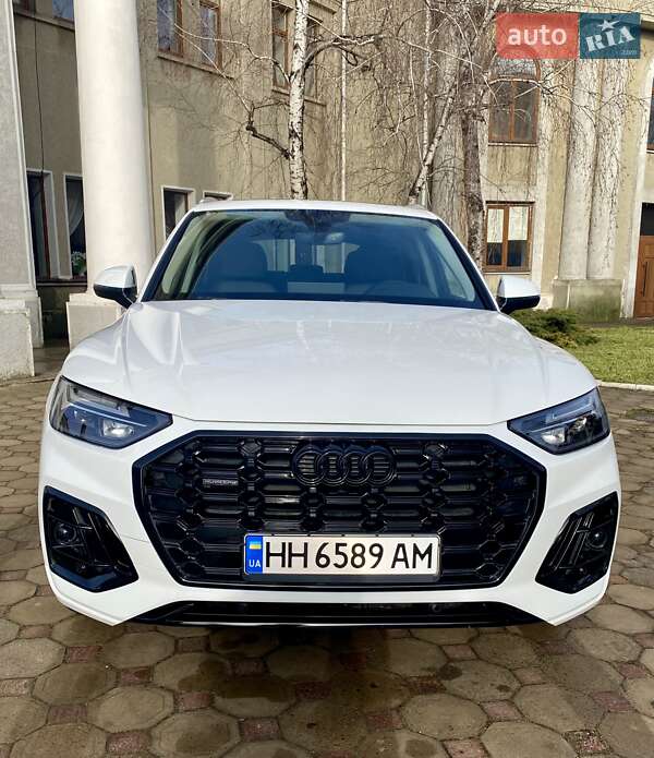 Внедорожник / Кроссовер Audi Q5 2022 в Одессе