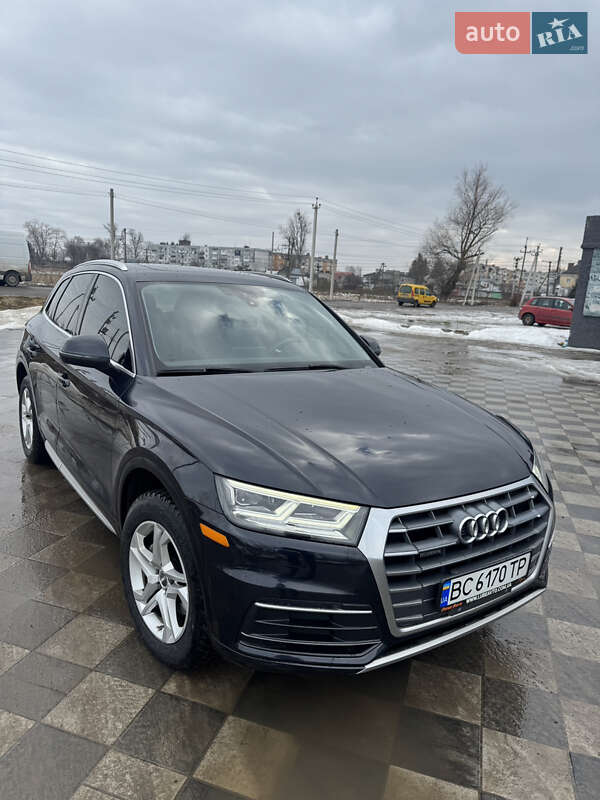 Позашляховик / Кросовер Audi Q5 2018 в Самборі