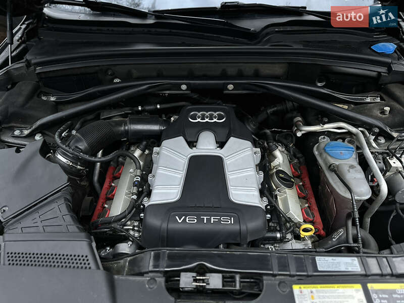 Позашляховик / Кросовер Audi Q5 2016 в Ужгороді