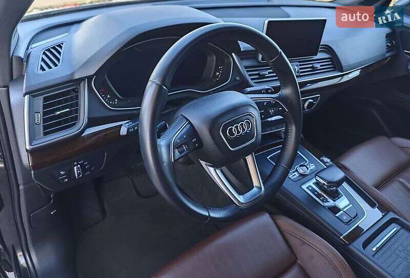 Позашляховик / Кросовер Audi Q5 2019 в Вінниці