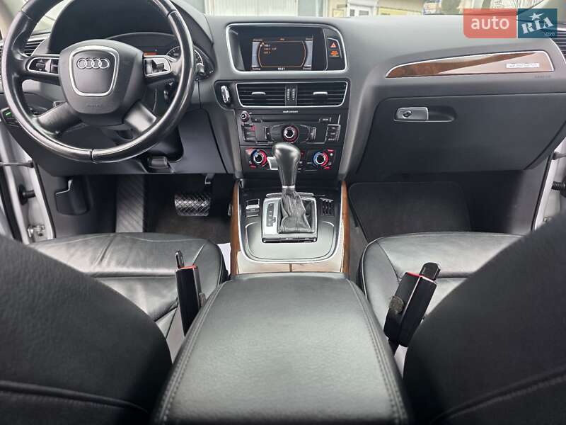 Позашляховик / Кросовер Audi Q5 2011 в Хмельницькому фото 45 Позашляховик / Кросовер Audi Q5 2011 в Хмельницькому