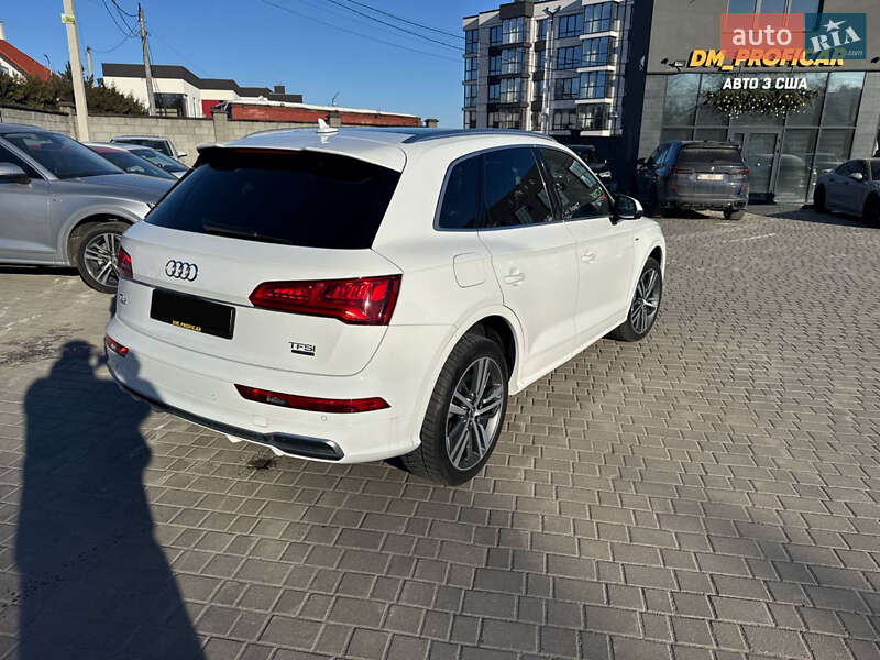 Позашляховик / Кросовер Audi Q5 2017 в Києві