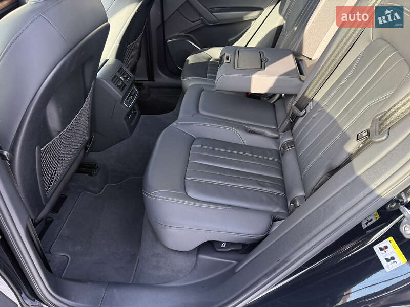 Позашляховик / Кросовер Audi Q5 2021 в Києві фото 26 Позашляховик / Кросовер Audi Q5 2021 в Києві