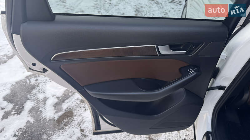 Внедорожник / Кроссовер Audi Q5 2015 в Дубно