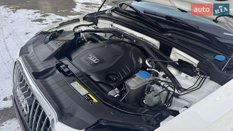 Внедорожник / Кроссовер Audi Q5 2015 в Дубно