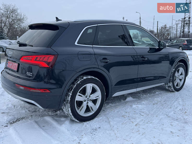 Позашляховик / Кросовер Audi Q5 2017 в Луцьку фото 10 Позашляховик / Кросовер Audi Q5 2017 в Луцьку