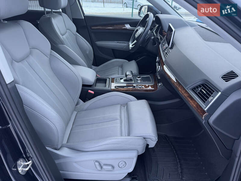 Позашляховик / Кросовер Audi Q5 2017 в Луцьку фото 26 Позашляховик / Кросовер Audi Q5 2017 в Луцьку