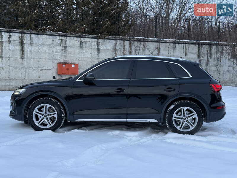 Позашляховик / Кросовер Audi Q5 2022 в Рівному