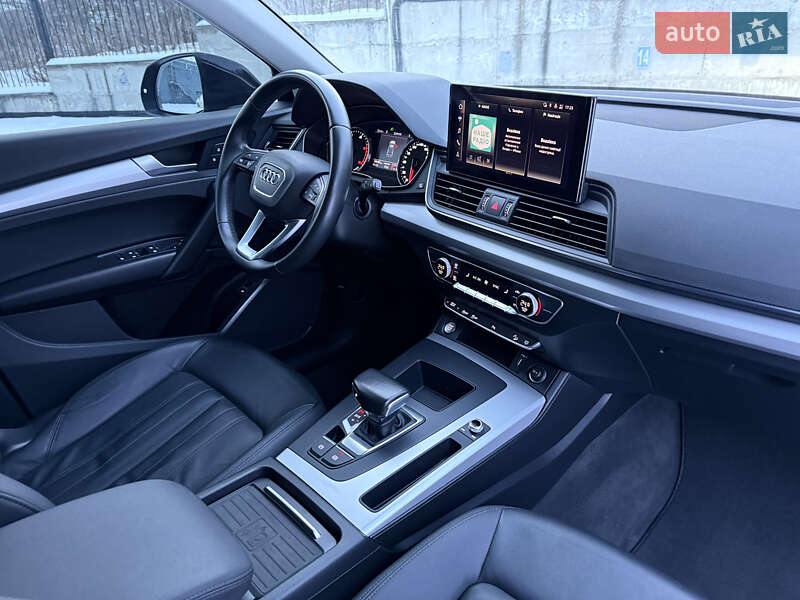 Позашляховик / Кросовер Audi Q5 2022 в Рівному