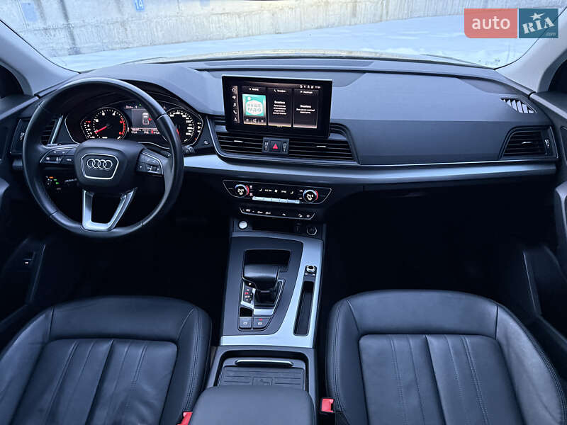 Позашляховик / Кросовер Audi Q5 2022 в Рівному