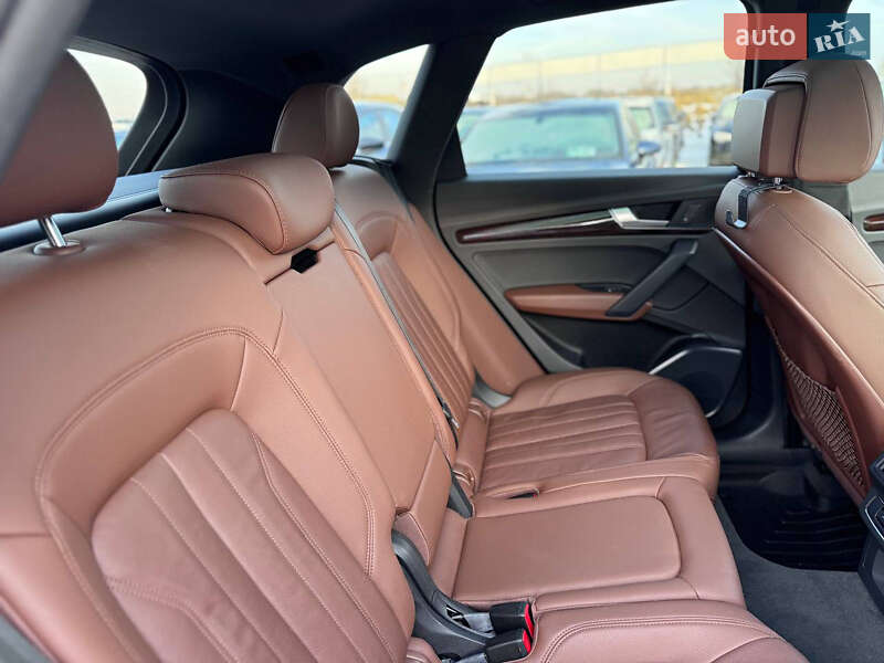 Позашляховик / Кросовер Audi Q5 2020 в Івано-Франківську