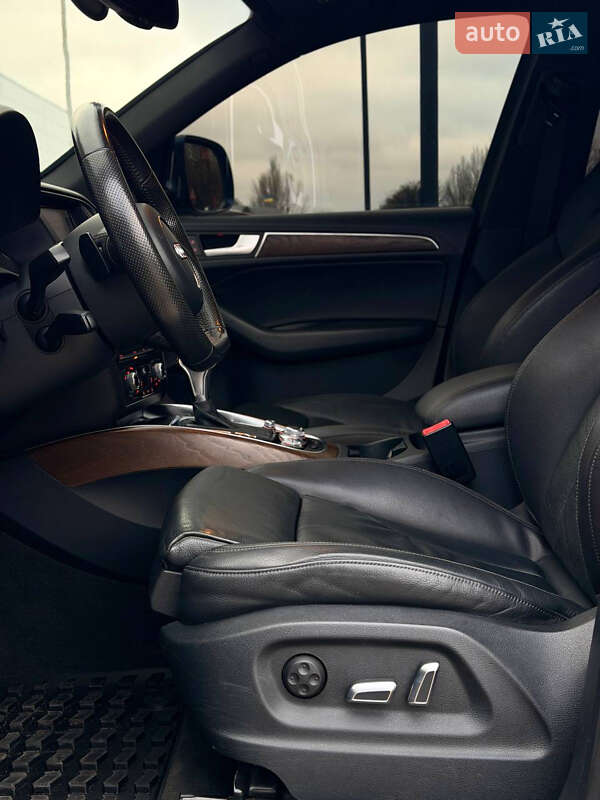 Позашляховик / Кросовер Audi Q5 2015 в Дніпрі фото 16 Позашляховик / Кросовер Audi Q5 2015 в Дніпрі