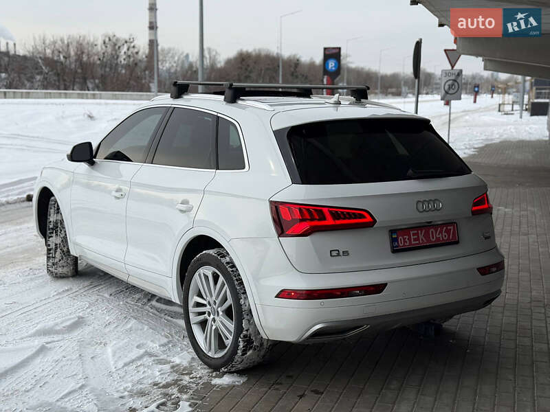 Внедорожник / Кроссовер Audi Q5 2018 в Киеве
