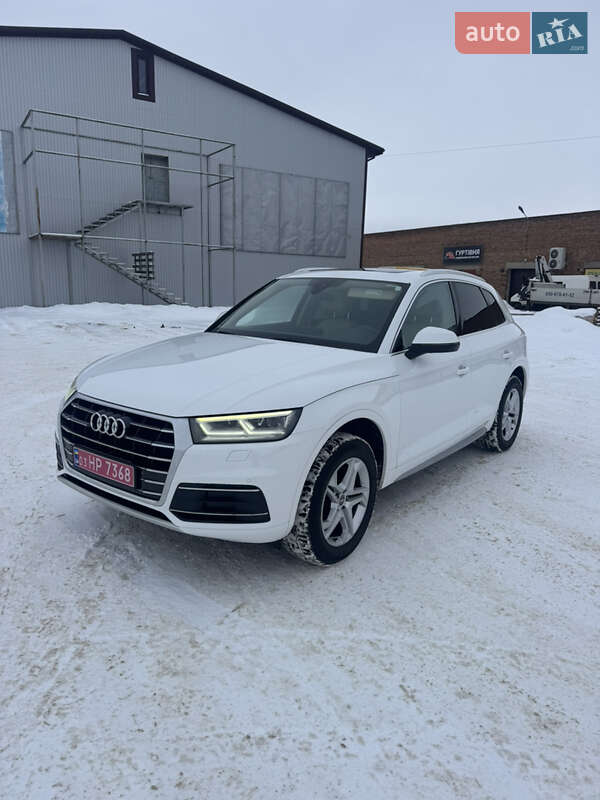 Позашляховик / Кросовер Audi Q5 2018 в Володимирі фото 6 Позашляховик / Кросовер Audi Q5 2018 в Володимирі