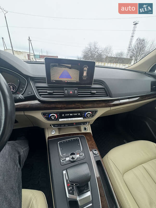 Позашляховик / Кросовер Audi Q5 2018 в Володимирі фото 39 Позашляховик / Кросовер Audi Q5 2018 в Володимирі