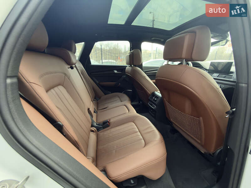 Позашляховик / Кросовер Audi Q5 2023 в Одесі фото 13 Позашляховик / Кросовер Audi Q5 2023 в Одесі