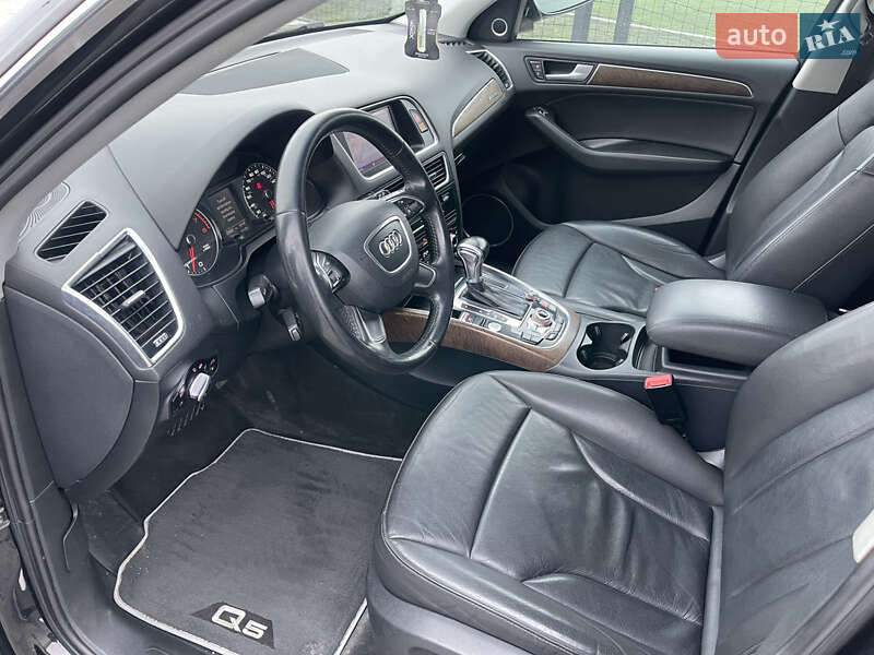 Внедорожник / Кроссовер Audi Q5 2013 в Мукачево