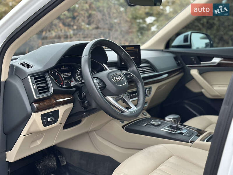 Внедорожник / Кроссовер Audi Q5 2020 в Дрогобыче фото 61 Внедорожник / Кроссовер Audi Q5 2020 в Дрогобыче