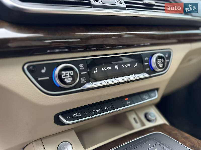 Внедорожник / Кроссовер Audi Q5 2020 в Дрогобыче фото 81 Внедорожник / Кроссовер Audi Q5 2020 в Дрогобыче