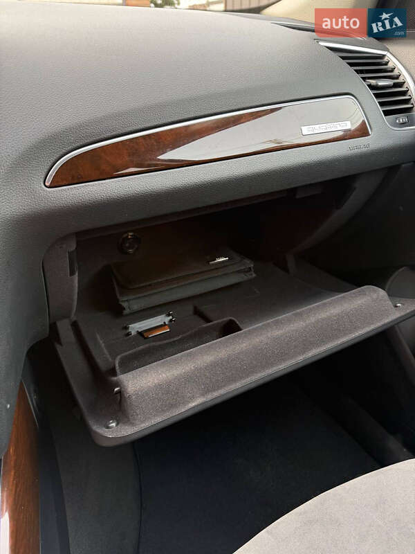 Внедорожник / Кроссовер Audi Q5 2011 в Вышгороде фото 26 Внедорожник / Кроссовер Audi Q5 2011 в Вышгороде