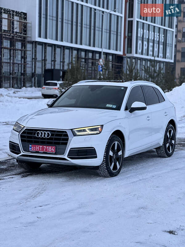 Позашляховик / Кросовер Audi Q5 2018 в Рівному фото Позашляховик / Кросовер Audi Q5 2018 в Рівному