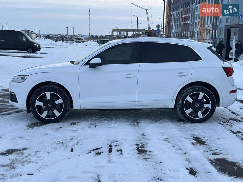 Позашляховик / Кросовер Audi Q5 2018 в Рівному фото 14 Позашляховик / Кросовер Audi Q5 2018 в Рівному