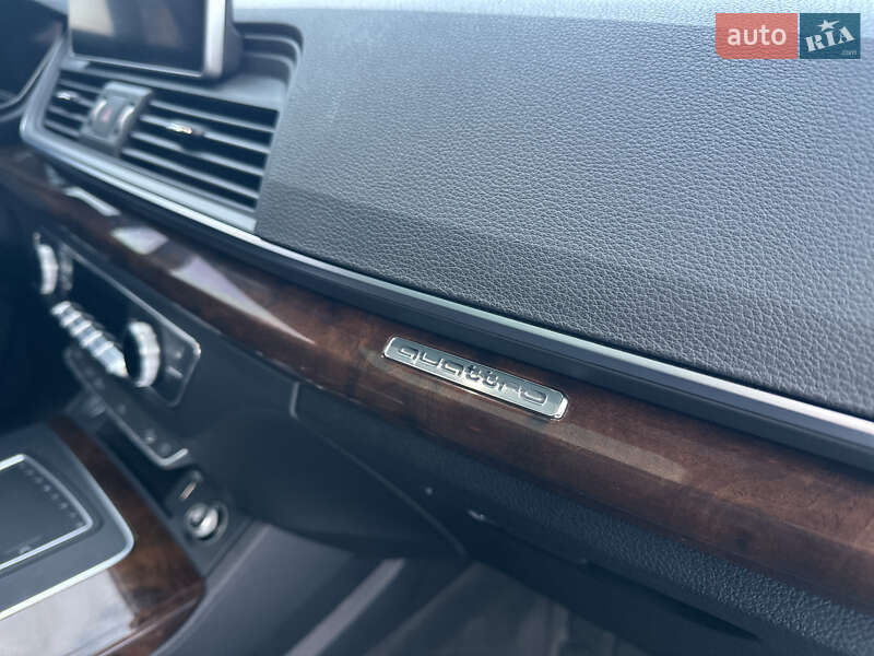 Позашляховик / Кросовер Audi Q5 2018 в Рівному фото 34 Позашляховик / Кросовер Audi Q5 2018 в Рівному