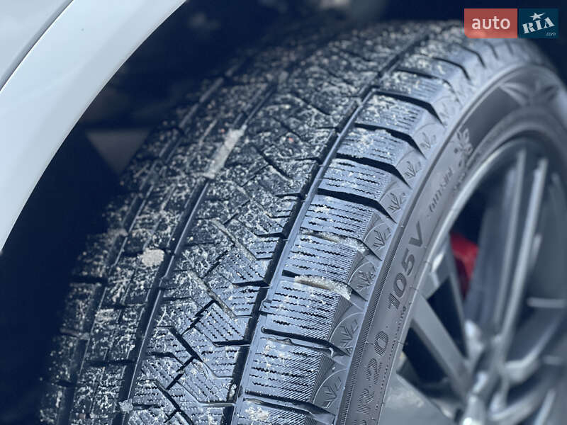 Позашляховик / Кросовер Audi Q5 2018 в Львові