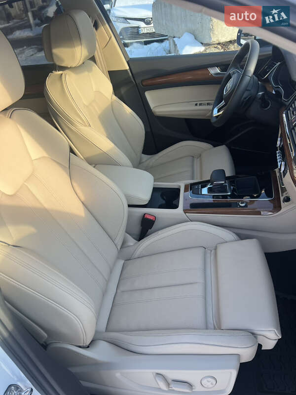 Позашляховик / Кросовер Audi Q5 2023 в Івано-Франківську фото 17 Позашляховик / Кросовер Audi Q5 2023 в Івано-Франківську