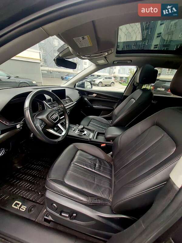 Внедорожник / Кроссовер Audi Q5 2018 в Ивано-Франковске