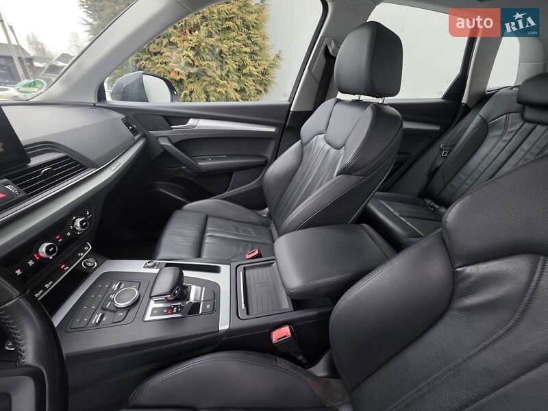 Позашляховик / Кросовер Audi Q5 2018 в Івано-Франківську